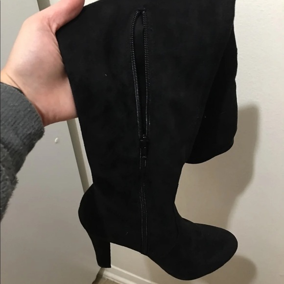 Black suede over the knee boots - Picture 5 of 5